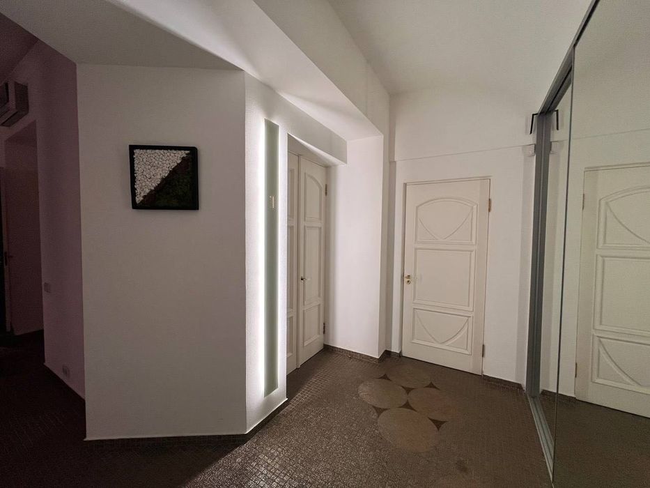 Оренда вишуканої 3к квартири по вул. Антоновича. Центр.