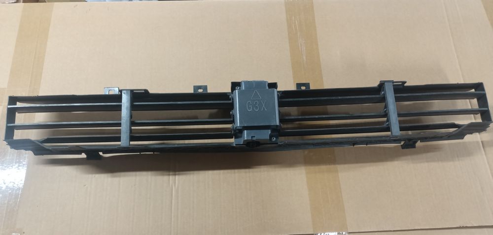 Жалюзі нижні для BMW G30  з моторчиком, оригінал