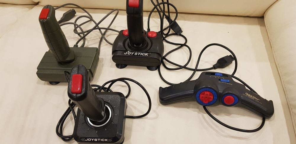 Joystick Spectrum Commodore