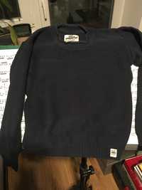 Sweter granatowy rozmiar 122-128