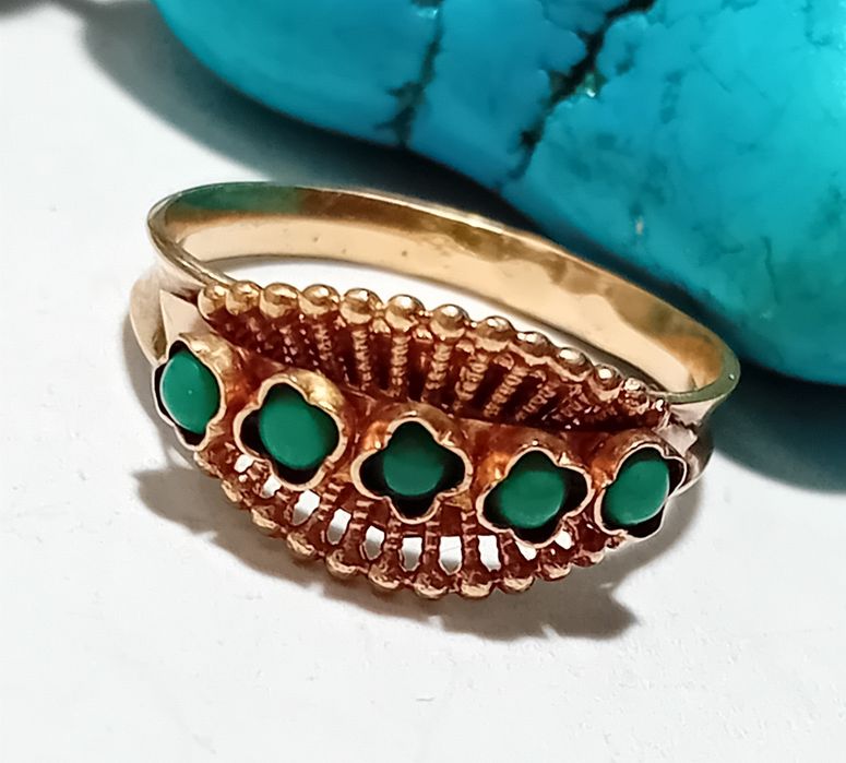 Złoty pierścionek Warmet.