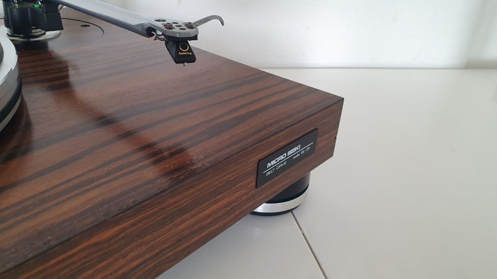 Micro Seiki BL-51 , Rega RB-250 , goldring 1012 gx