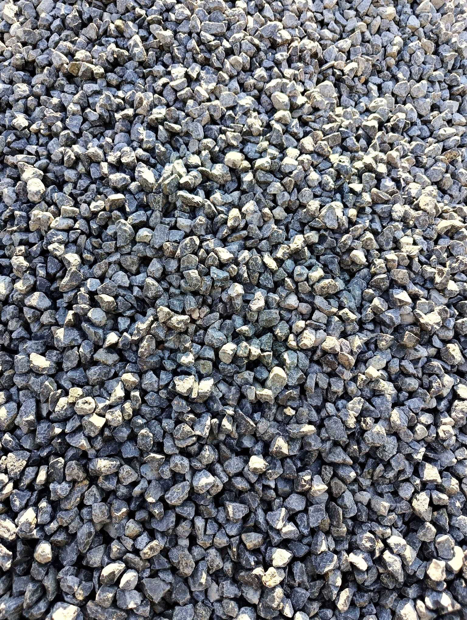 Kamienie ozdobne - grys bazaltowy 8-16