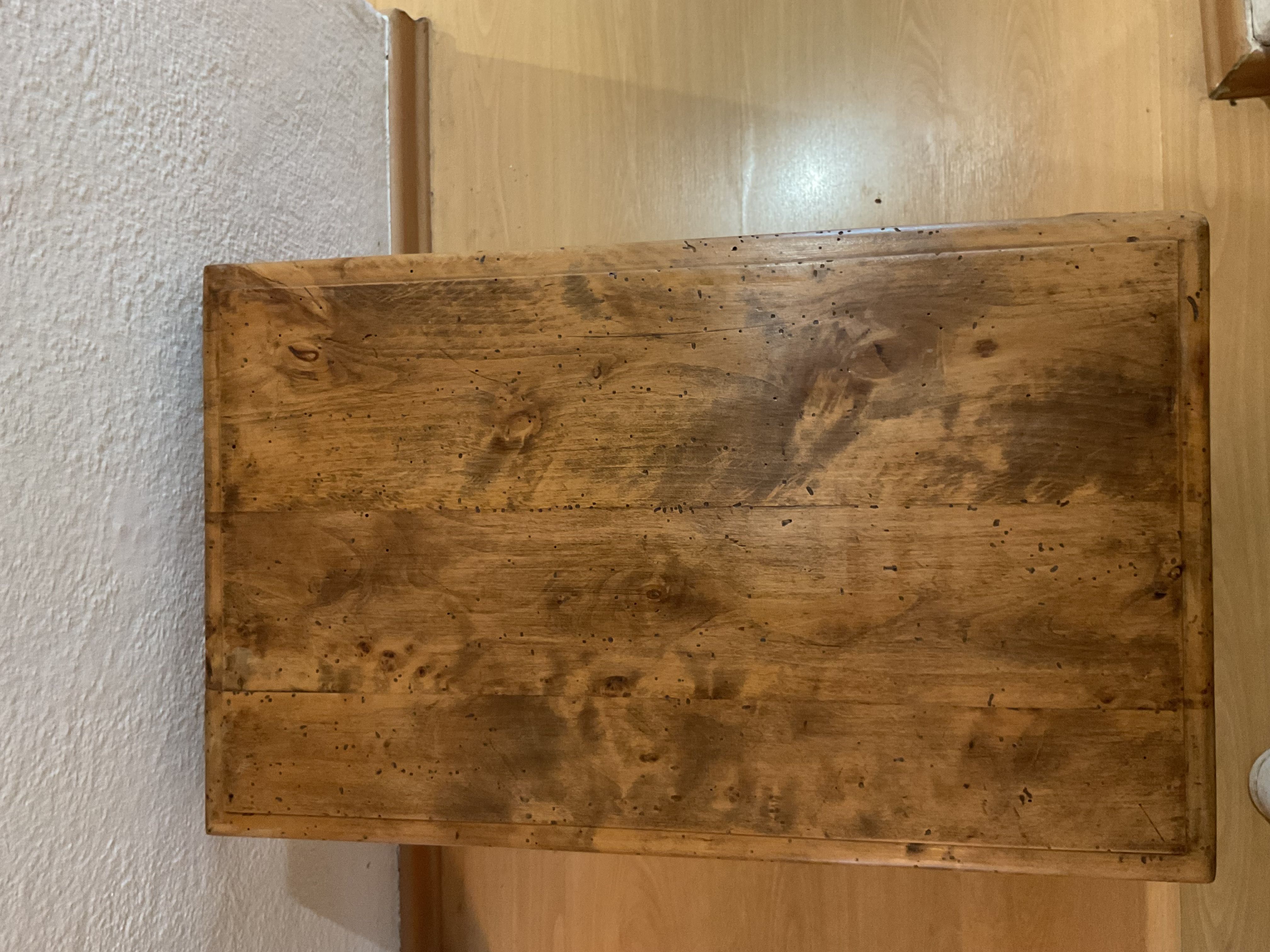 Mesa de apoio em madeira