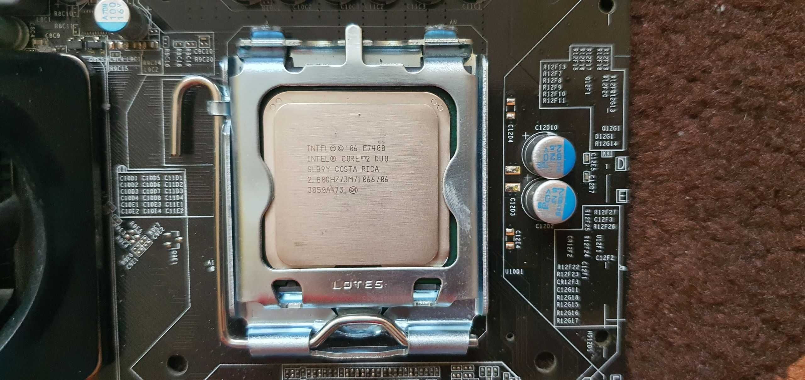 Porządny (prawie) retro zestaw płyta główna EVGA 750i SLI + C2D E7400