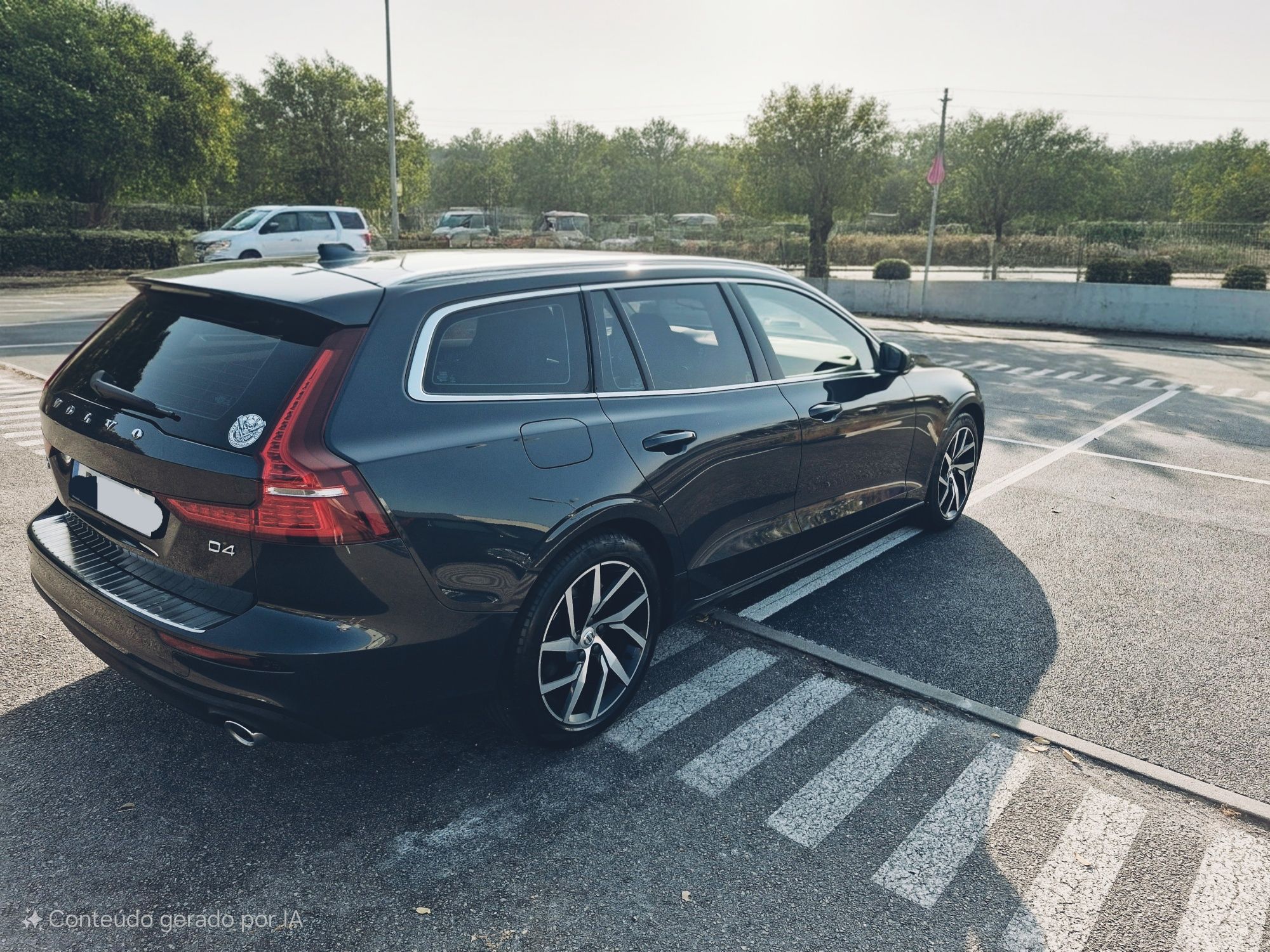 VOLVO V60 D4 2019