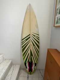 Prancha de Surf 6’0 com capa