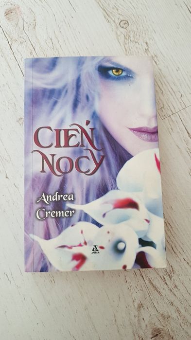 Cień nocy Andrea Cremer