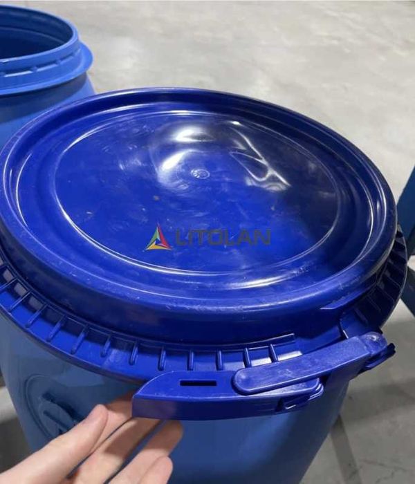 Недорого! Бочка пластикова біла харчова, чорна ,рукомийник,душ