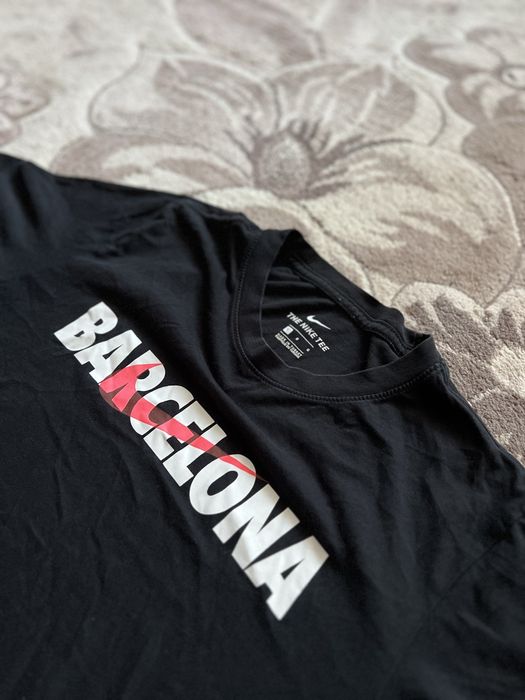 Продаю футболку барселона