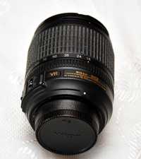 Obiektyw Nikon DX  AF-S Nikkor 18-105 mm 3,5-5,6 G ED VR