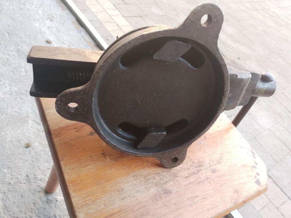 Imadło kute średnie