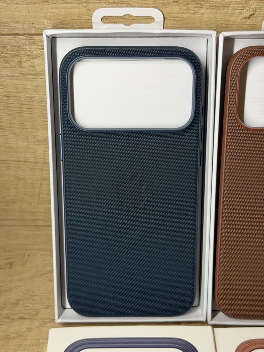 Чехол Iphone 17pro max 17про макс  techWoven Case with MagSafed