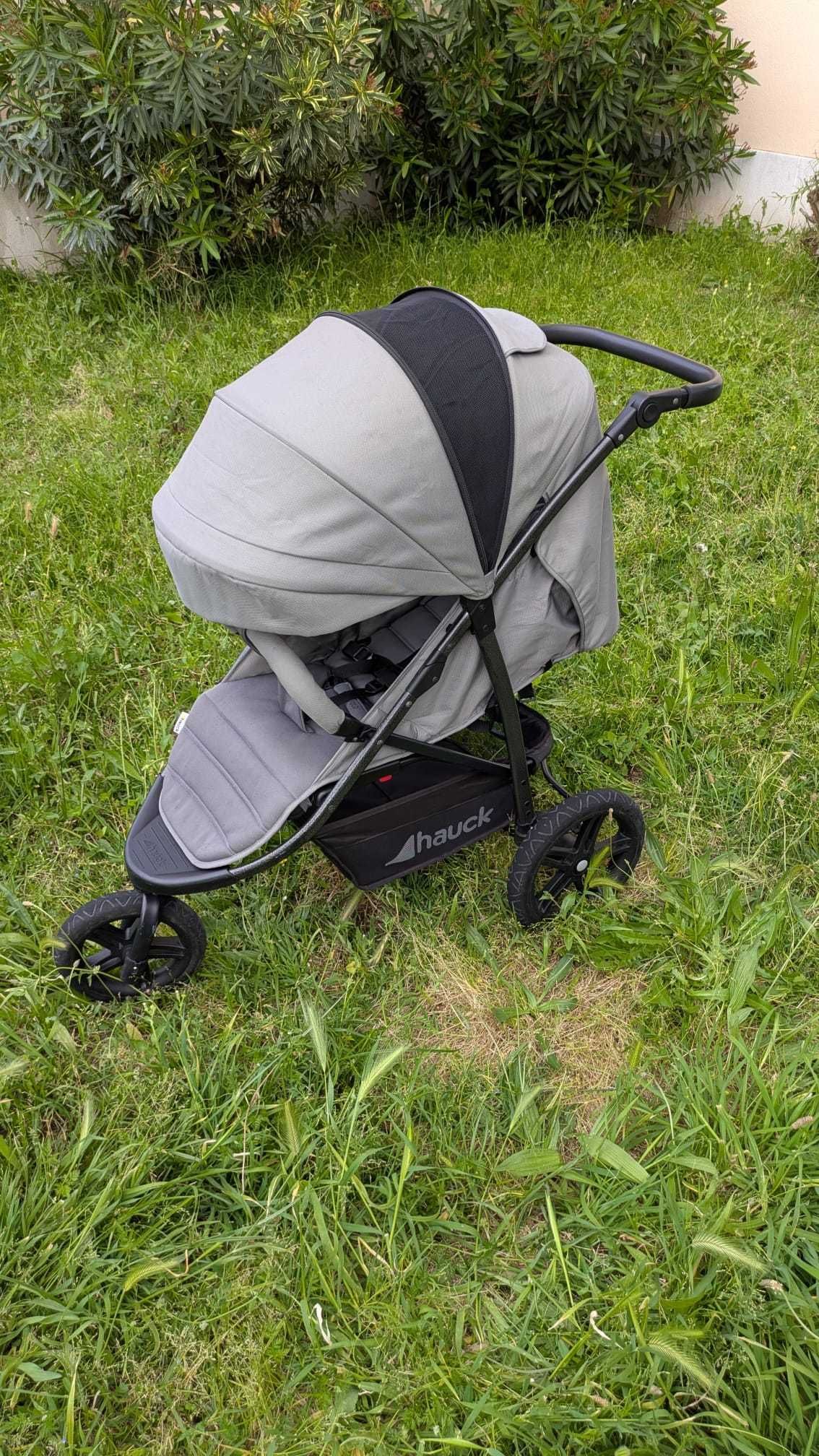 Carrinho bebe Hauck Rapid 3R Trioset - Charcoal + Base Isofix