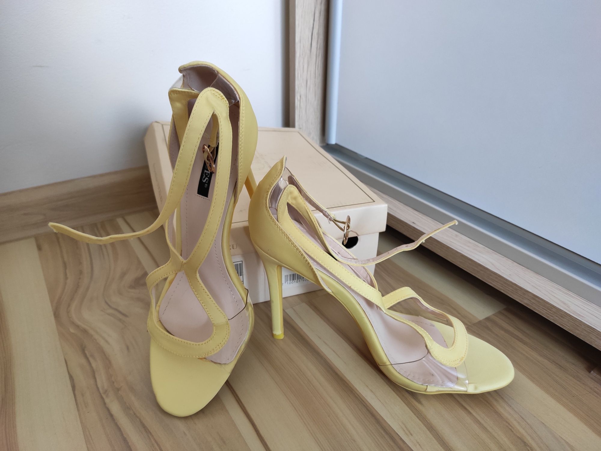 ## NOWE żółte szpilki botki VICES sandały 38 39 40 ##