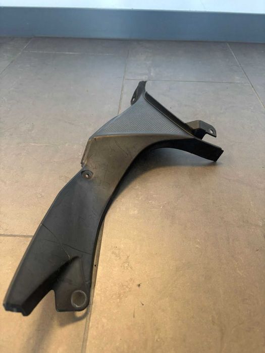 Prawe wypełnienie czaszy Osłona Owiewka Yamaha YZF-R125. 08-20 [5]