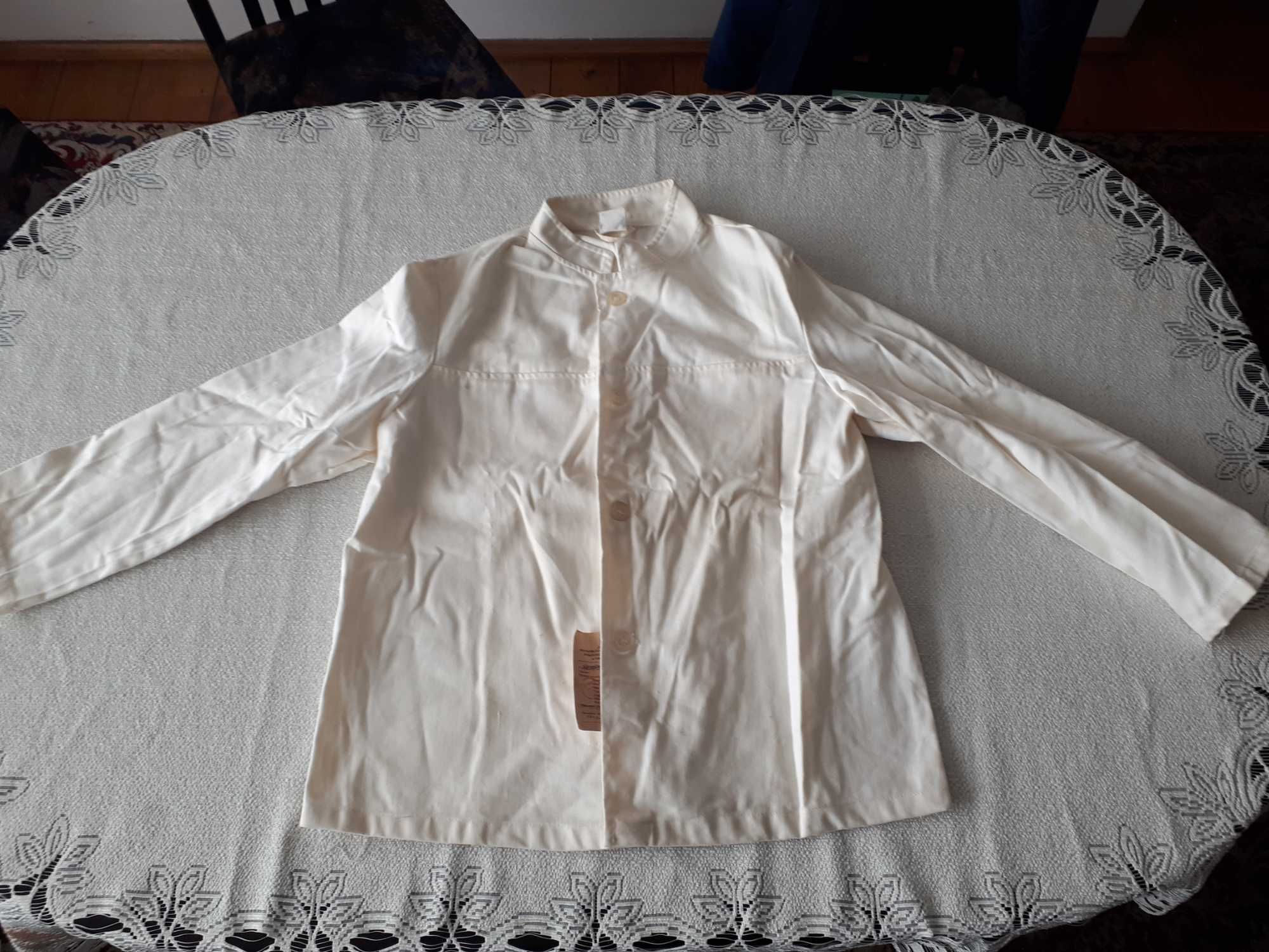 Ubranie robocze białe z 1985r. + drugi inny gratis