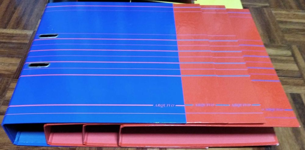 Capas Dossier A4 - Plastificadas, Reforçadas, AMBAR, etc.