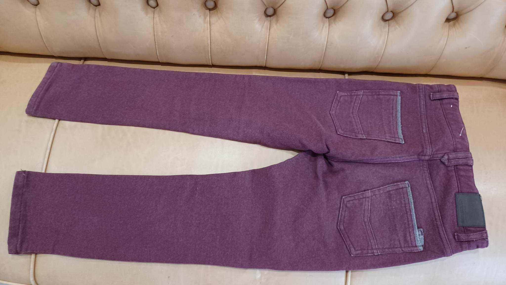 Calça cardada 7 anos  Zara cor de vinho