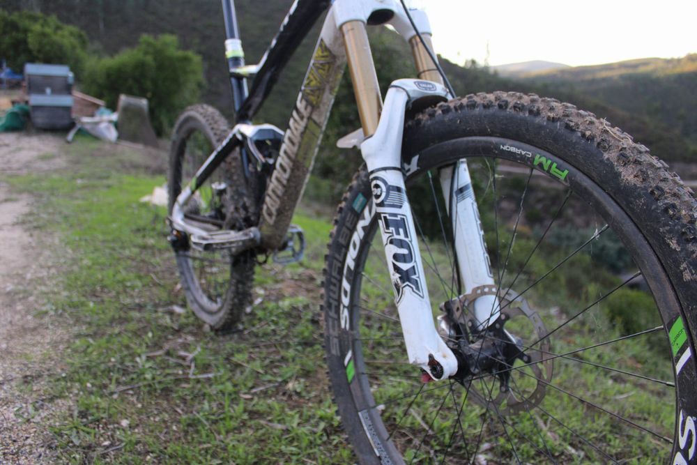 Bicicleta enduro/downhill