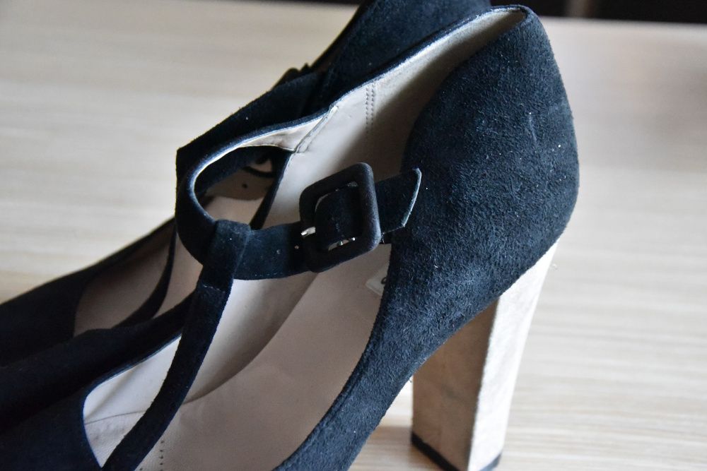 buty sandałki Clarks, rrozmiar 39, kolor czarno-beżowy/10/