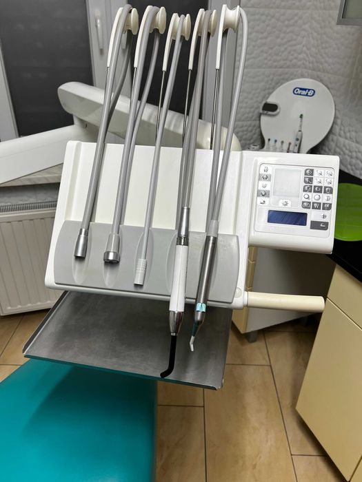 Unit Stomatologiczny Dentystyczny Diplomat Adept DC310 Chirana Dental