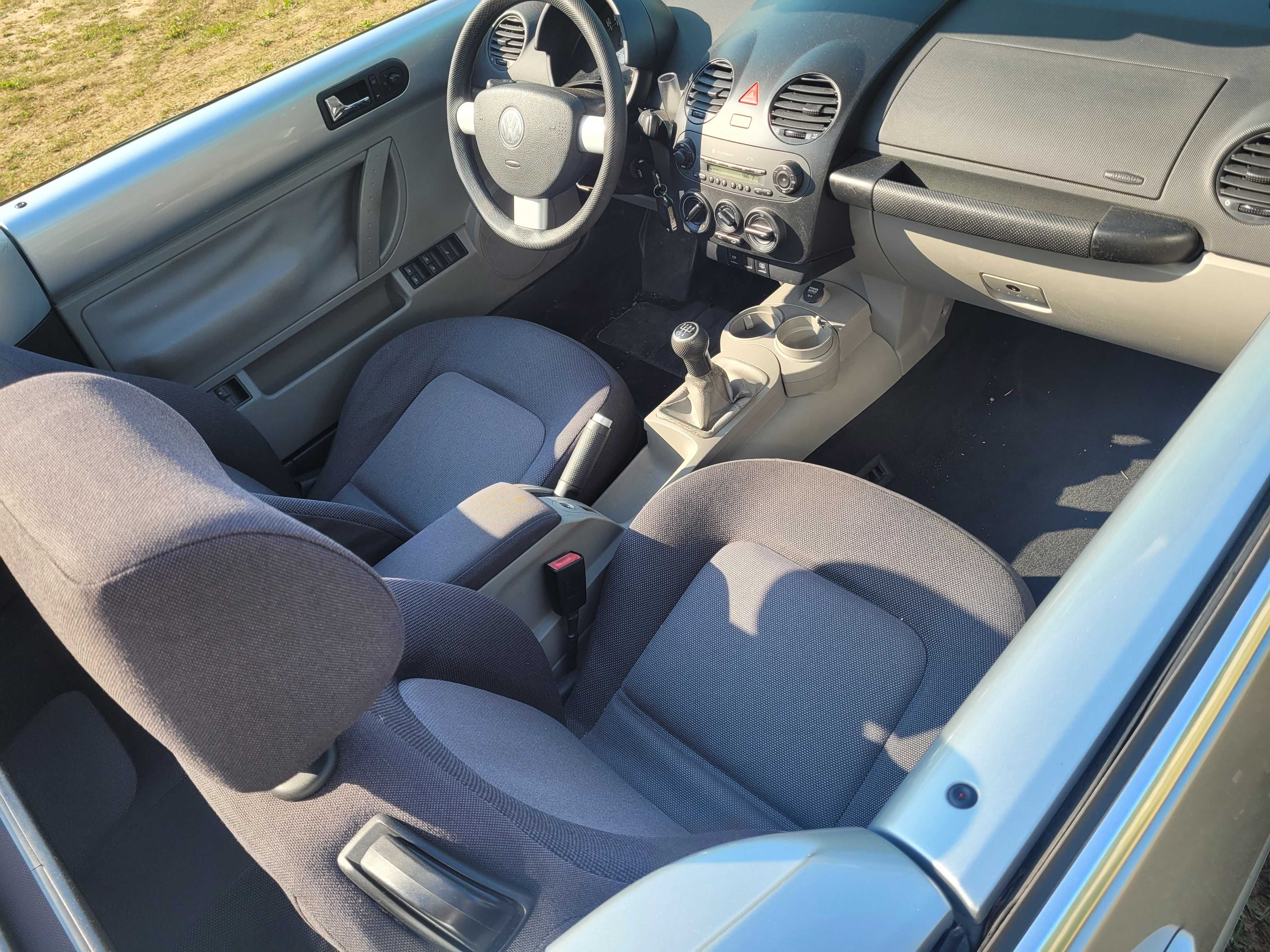 VW New Beetle Cabriolet sprowadzony 1,6b MPI 104 TYŚ KM.2003R