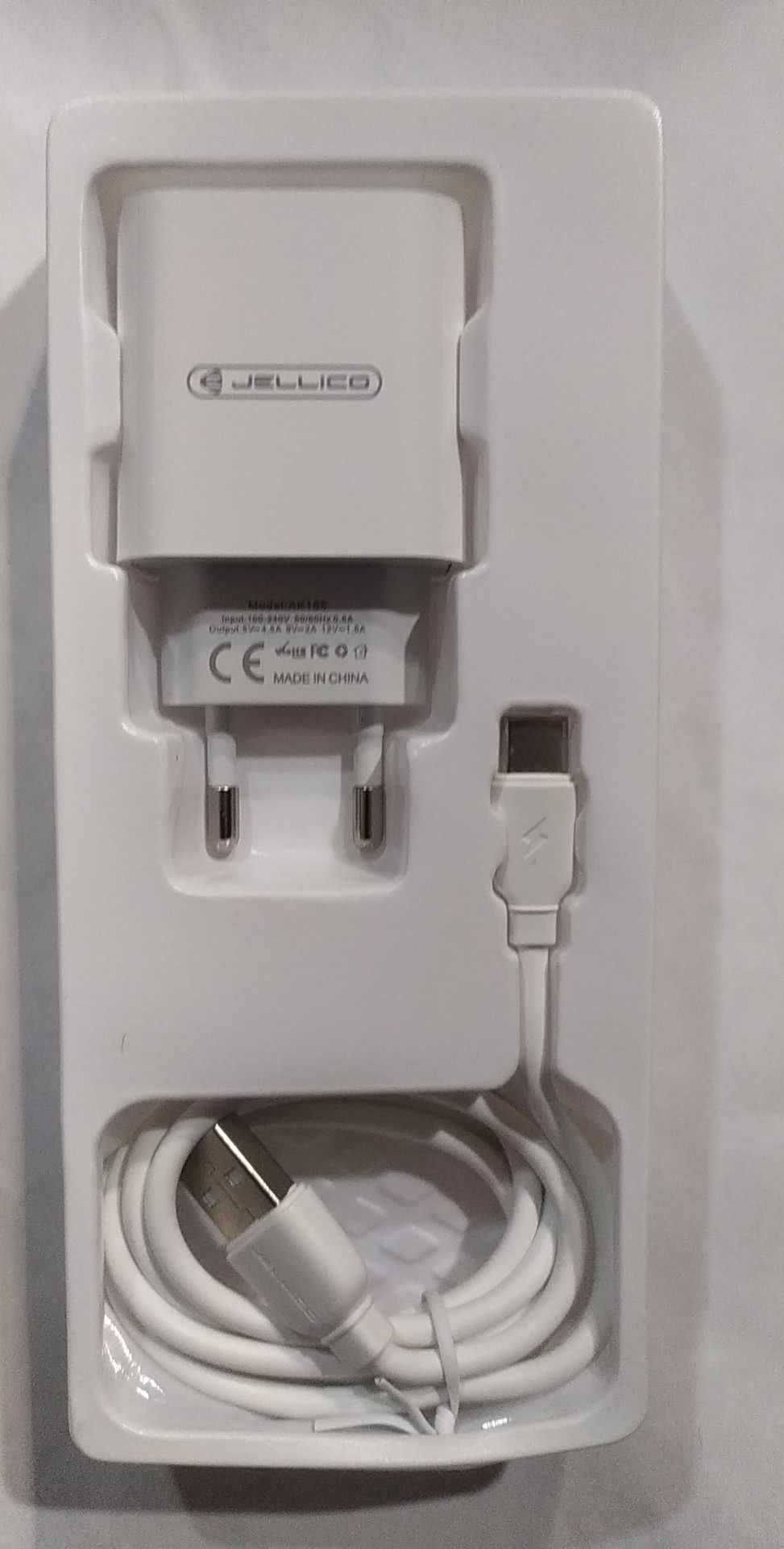 JELLICO ładowarka sieciowa 22.5W 1xUSB QC3.0 + kabel USB C