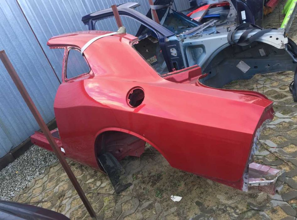 DODGE CHALLENGER, Додж Челленджер четверть запчасти б/у