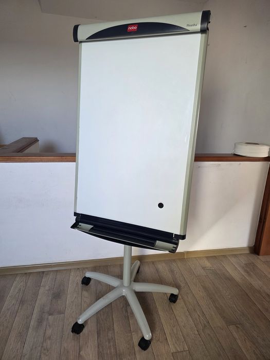 Tablica suchoscieralna Nobo Piranha , flipchart