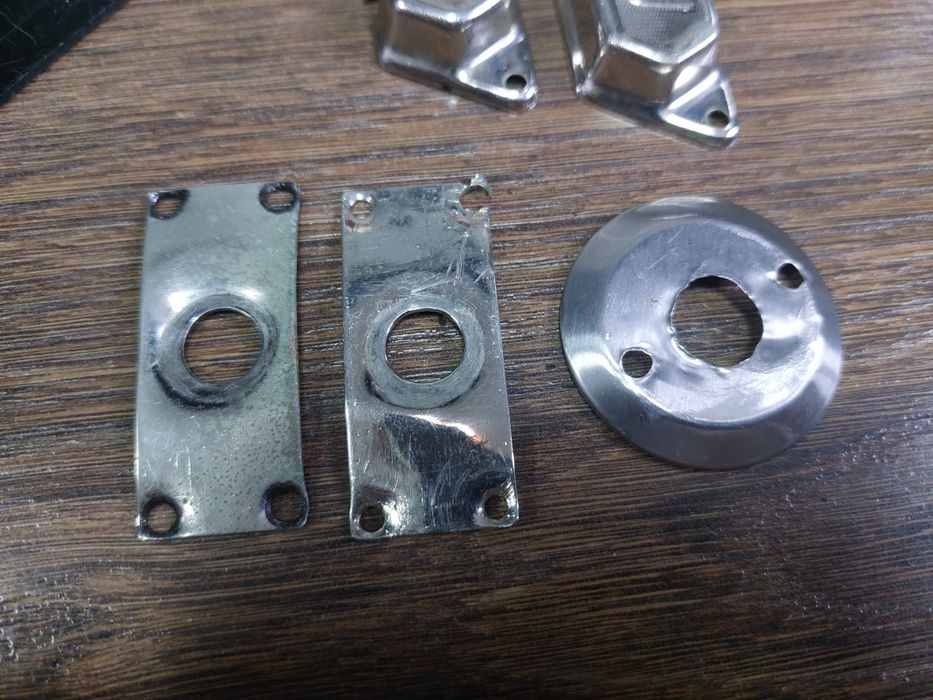 Комплектуючі для електрогітар Jolana