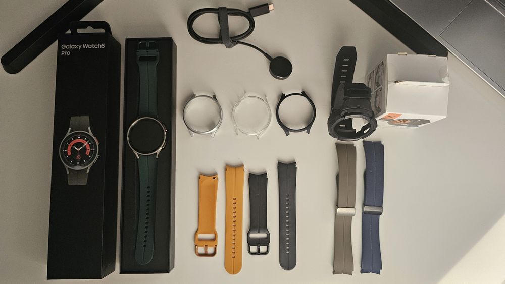Samsung Galaxy watch5 Pro c/ garantia + 5 capas + 3 proteções