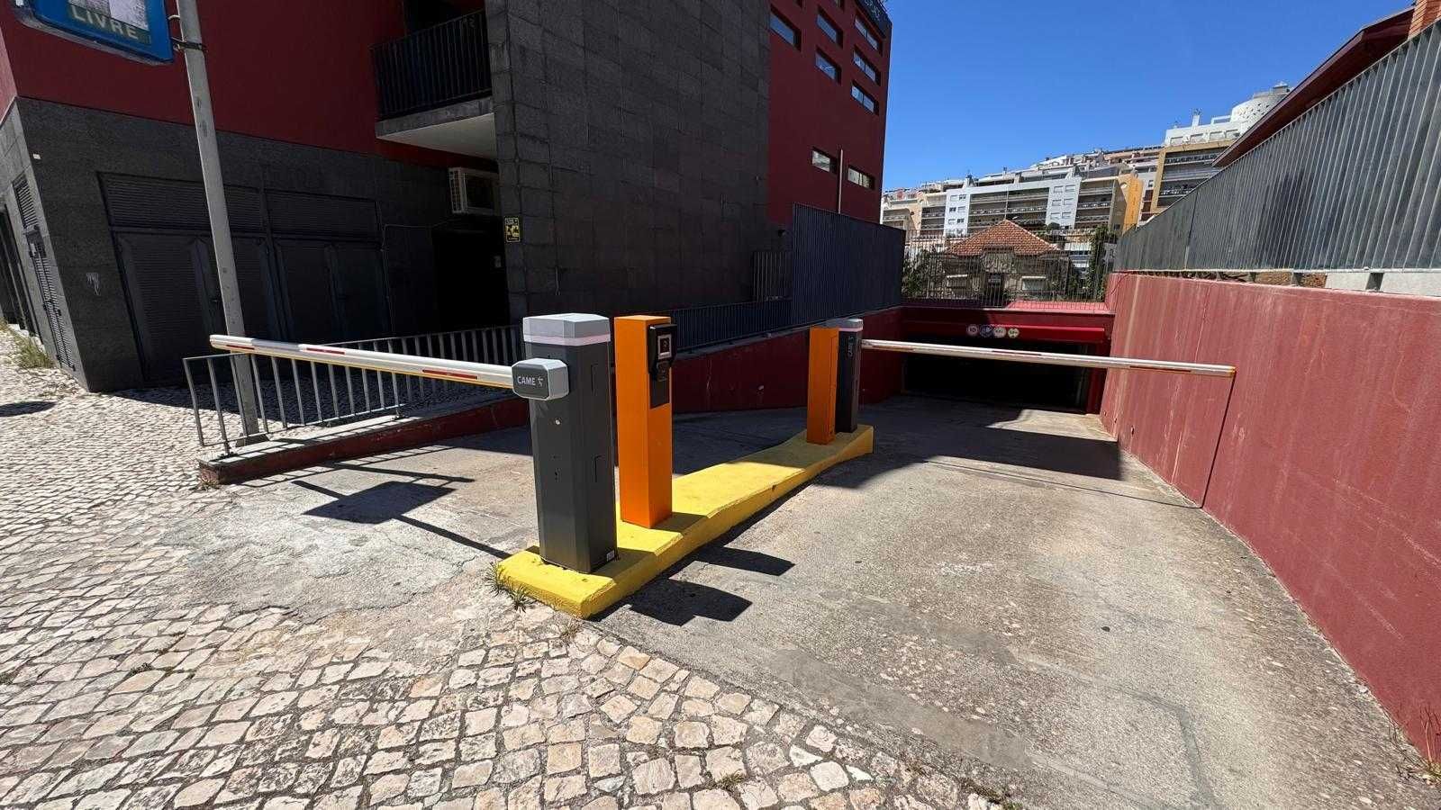 Cancelas, barreiras