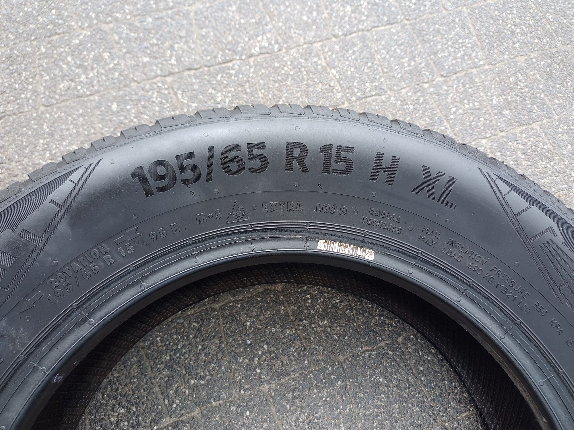 195/65R15 XL Continental AllSeason Contact Całoroczna 2021 Wielosezono