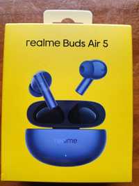 Нові глобальна версія realme Buds Air 5 запаковані