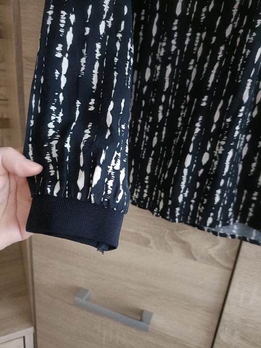 Czarno biała bluzeczka z wiskozy