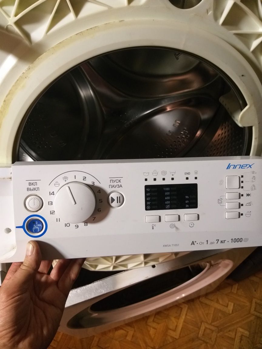 Запчасти на стиральную машину индезит  xwsa 71051.