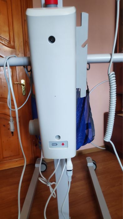 Електричний підйомник для інвалідів