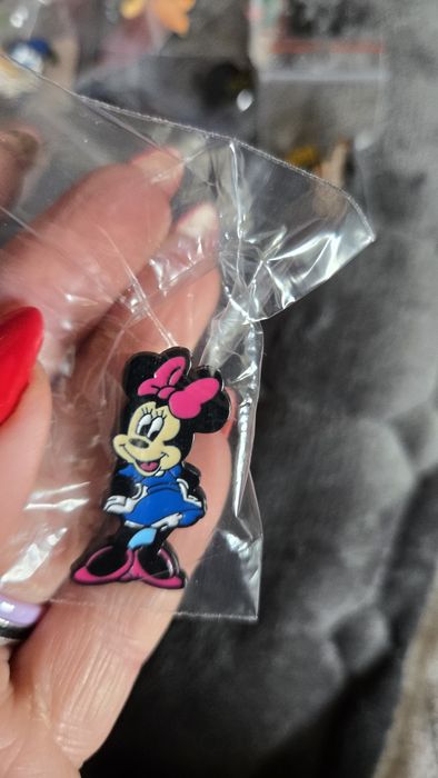 Przypinka Myszka Miki.