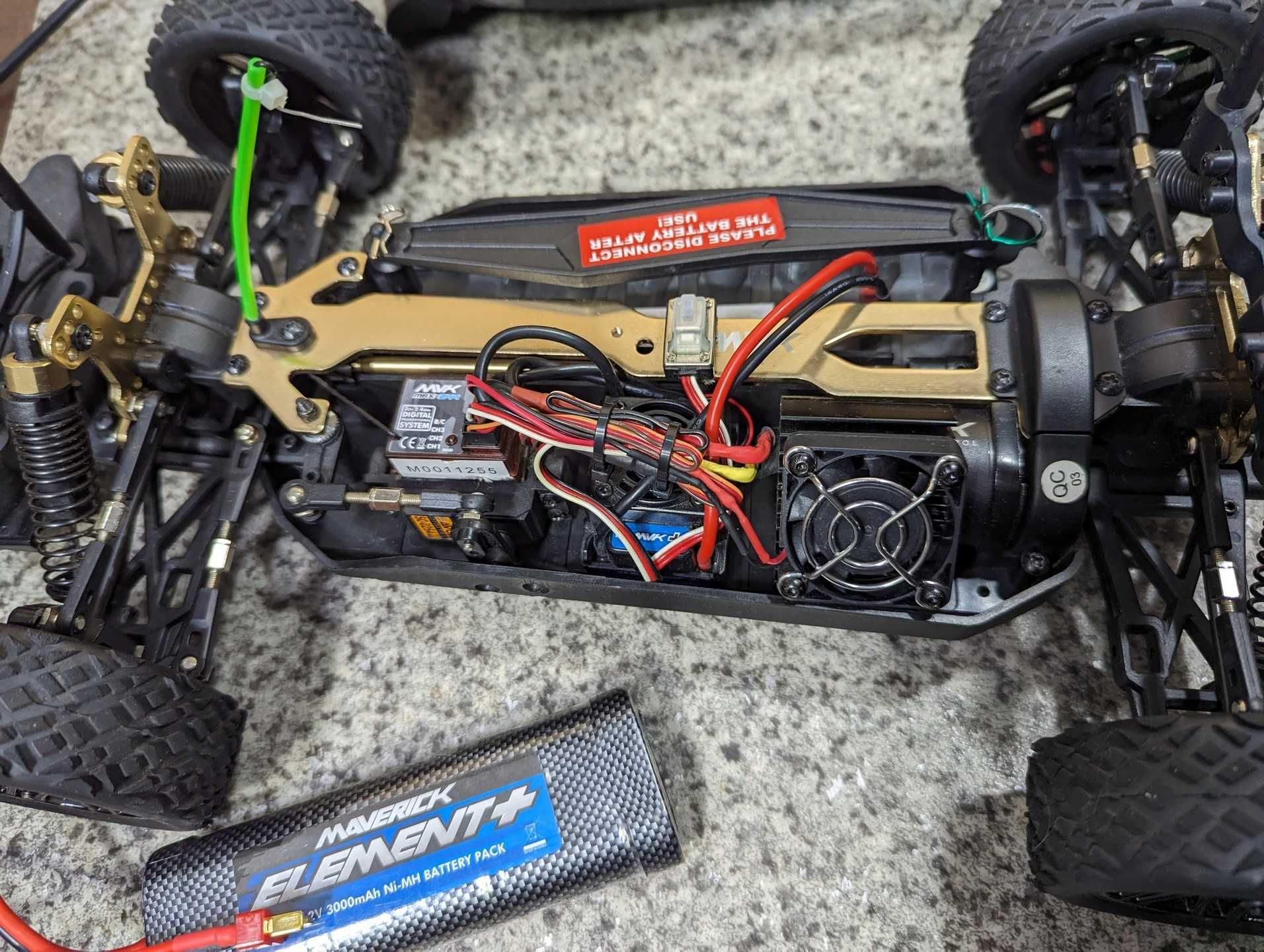 RC машинка Maverick Strada RX 1/10 Brushless раллі 4х4 безколекторна