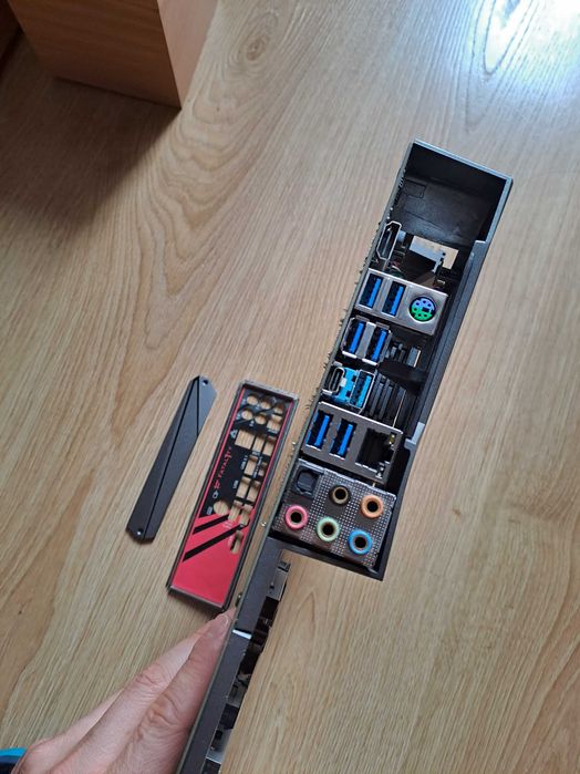 Fatal1ty X470 Gaming K4 + Процесор AMD Ryzen 5 3500X 3.6 GHz 32 MB