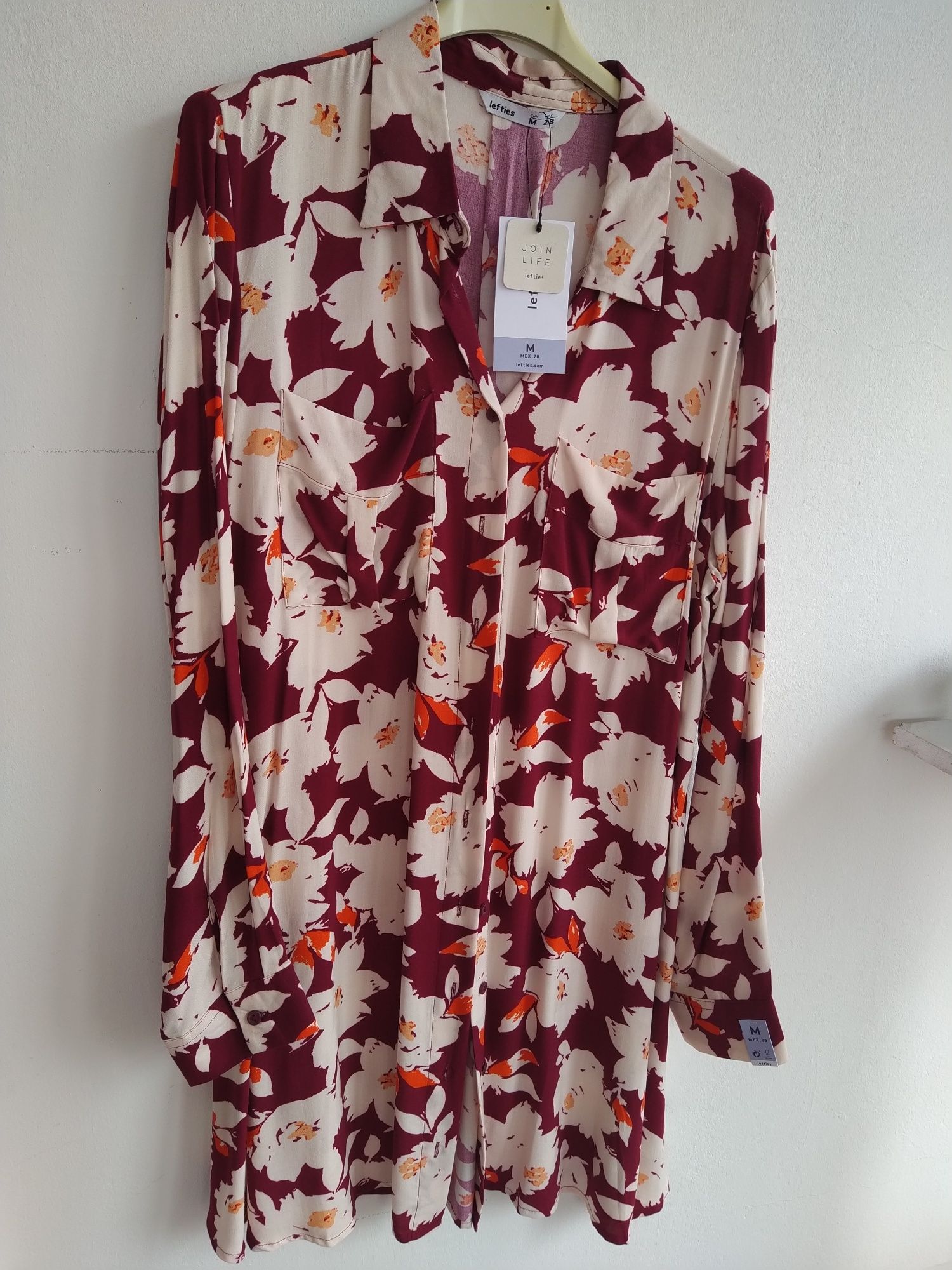 Túnica/ Casaco floral - Lefties - Tamanho M - Nova!