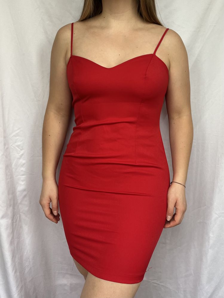 Czerwona mini sukienka S