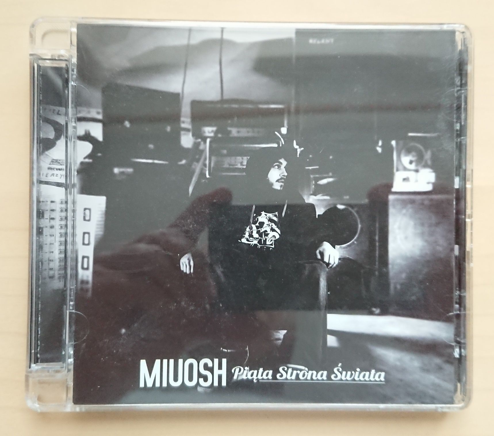 Miuosh - Piąta Strona Świata