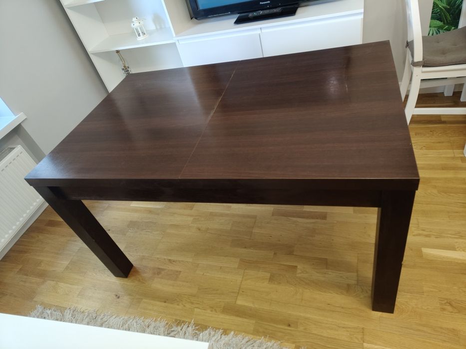 Drewniany solidny stół z możliwością rozłożenia stan bdb