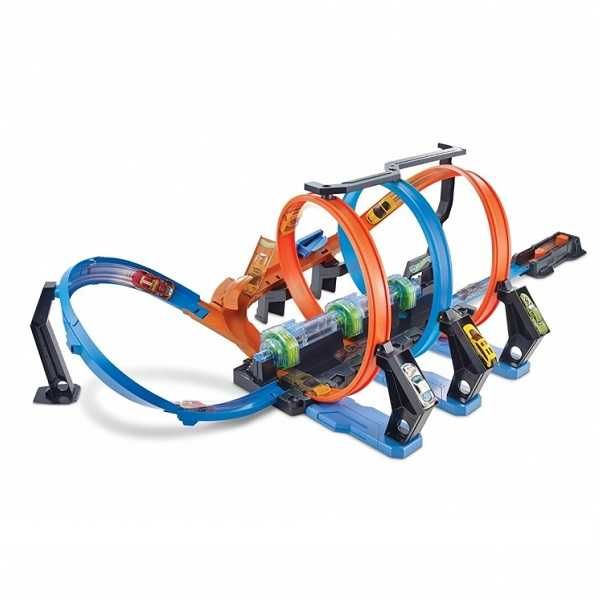 Hot Wheels Corkscrew Crash Track Set  Трек із трьома петлями