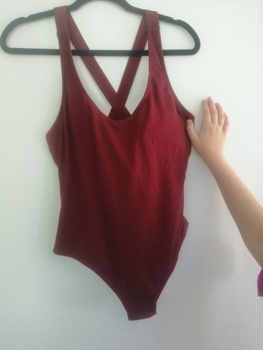 Nowy strój kąpielowy jednoczęściowy. Rozmiar XL (42). Kolor bordo /bur