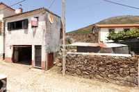 Moradia para reconstrução em aldeia de Castanheira de Pêra