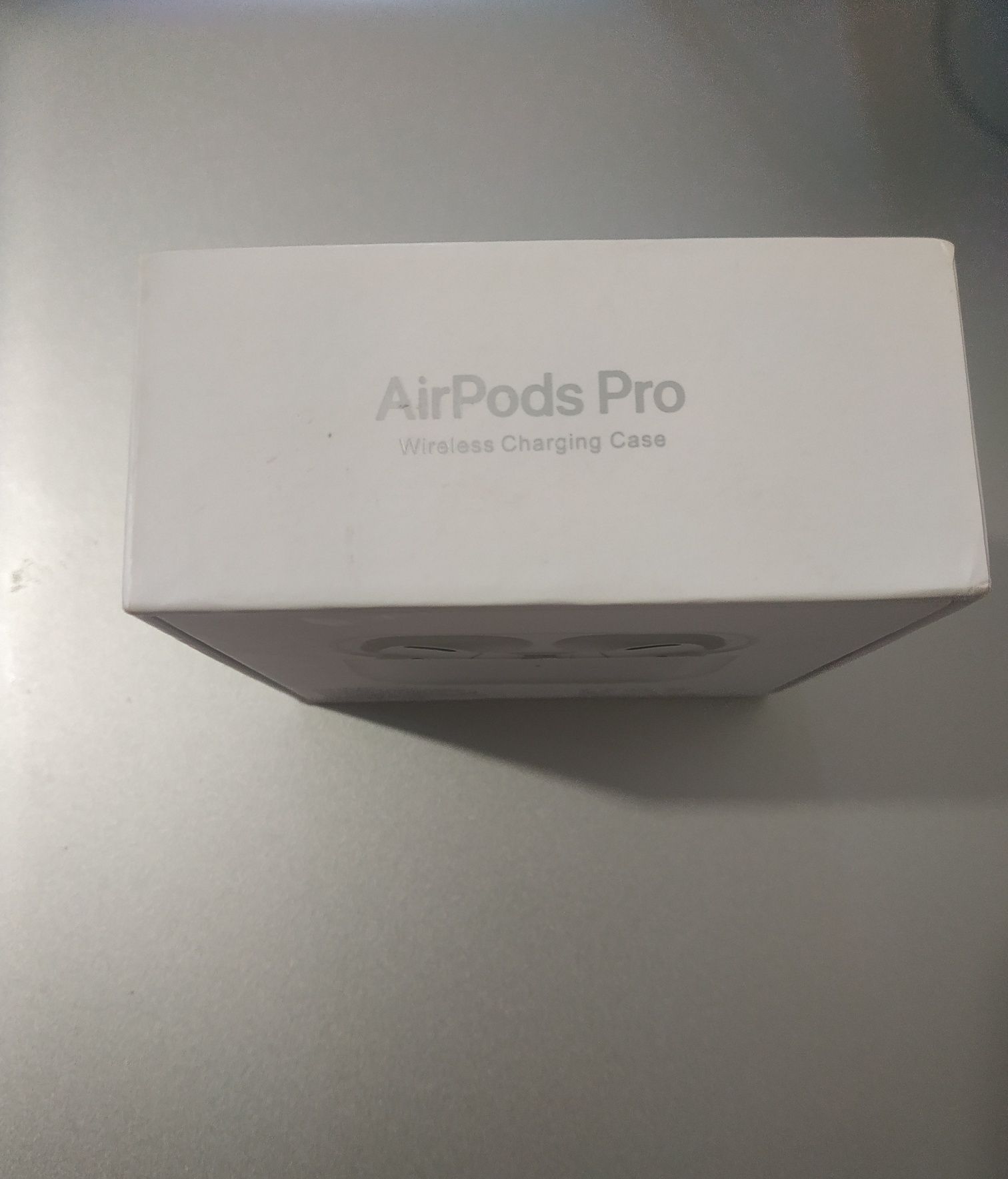 Коробка AirPods Pro