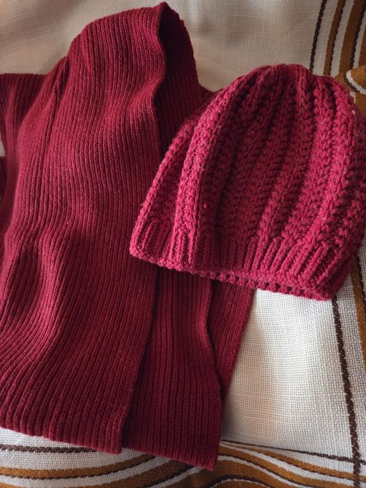 Szaliki z czapką używane